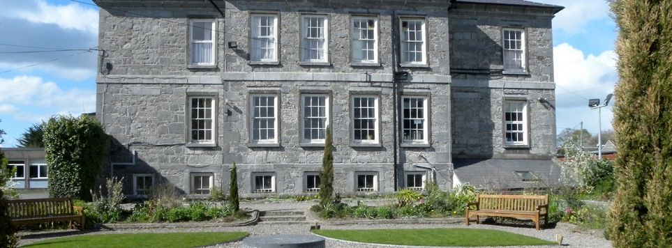 Midleton College